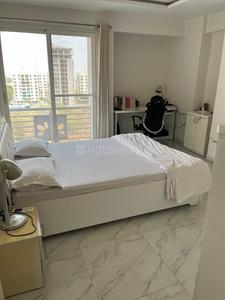 Bedroom Image of 2705 Sq.ft 4 BHK Apartment / Flat for rent in JP Iscon Habitat, Gotri Vadodara for Rs. 50000