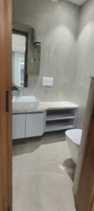 Bathroom Image of 2000 Sq.ft 3.5 BHK Apartment / Flat for rent in DDA Vasant Kunj, Vasant Kunj New Delhi for Rs. 100000