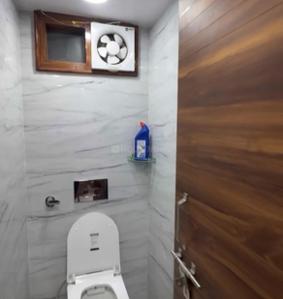 Bathroom Image of 1250 Sq.ft 3 BHK Apartment / Flat for sale in CGHS Sita Apartments, Sector 14 Rohini New Delhi for Rs. 22500000
