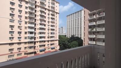 Balcony Image of 1400 Sq.ft 3 BHK Apartment / Flat for rent in DLF Wellington Estate, Sector 53 Gurgaon for Rs. 60000