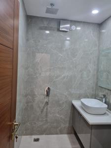 Bathroom Image of 1000 Sq.ft 2 BHK Builder Floor for sale in Lajpat Nagar New Delhi for Rs. 15100000
