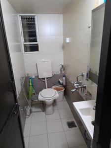 Bathroom Image of 1200 Sq.ft 2 BHK Apartment / Flat for rent in Swargate Pune for Rs. 41500