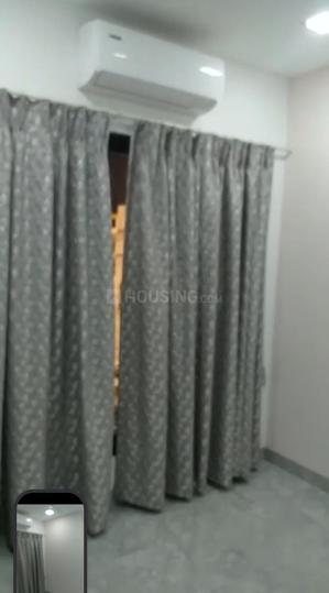 Royal Pristo Main Image 1