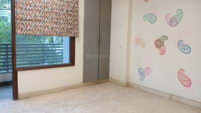 Bedroom Image of 1260 Sq.ft 3 BHK Builder Floor for sale in Vivek Vihar New Delhi for Rs. 25000000