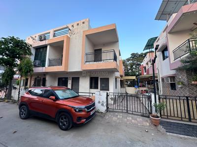 4 BHK Villa