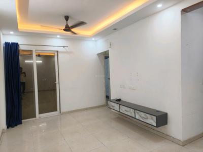 Living Room Image of 700 Sq.ft 2 BHK Apartment / Flat for sale in Signature Global The Millennia, Sector 37C Gurgaon for Rs. 6750000