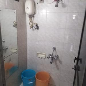Bathroom Image of 585 Sq.ft 1 BHK Apartment / Flat for sale in Mulund West Mumbai for Rs. 11000000