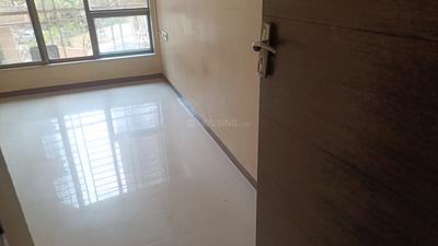 Bedroom Image of 950 Sq.ft 3 BHK Apartment / Flat for sale in Gemstar Symphony, Kandivali West Mumbai for Rs. 30000000