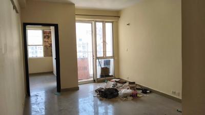 Living Room Image of 1040 Sq.ft 2 BHK Apartment / Flat for sale in Logix Blossom Greens, Sector 143 Noida for Rs. 7300000