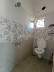 Bathroom Image of 900 Sq.ft 2 BHK Builder Floor for rent in Choodasandra Bengaluru for Rs. 20000