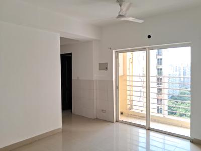 Living Room Image of 925 Sq.ft 2 BHK Apartment / Flat for sale in Paras Tierea, Sector 137 Noida for Rs. 8000000