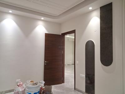 Bedroom Image of 1800 Sq.ft 3 BHK Builder Floor for rent in Paschim Vihar New Delhi for Rs. 80000