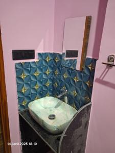 Bathroom Image of 1250 Sq.ft 2.5 BHK Builder Floor for rent in Williams Town Deoghar for Rs. 11000