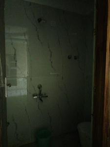 Common Bathroom Image of 550 Sq.ft 1 BHK Apartment / Flat for sale in Primex Krishna Apartment, Kulesara Greater Noida for Rs. 1970000