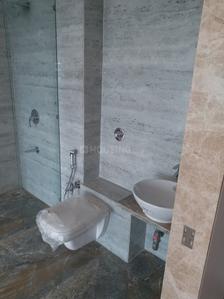 Bathroom Image of 6000 Sq.ft 4 BHK Apartment / Flat for sale in Sugee Marina Bay, Worli Mumbai for Rs. 500000000