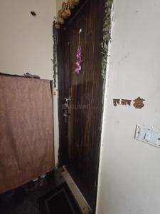 Bedroom Image of 900 Sq.ft 2.5 BHK Builder Floor for sale in Ramesh Nagar New Delhi for Rs. 6900000