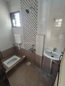 Bathroom Image of 350 Sq.ft 1 RK Apartment / Flat for rent in Tanish Sai kunj, Charholi Budruk Pune for Rs. 7500