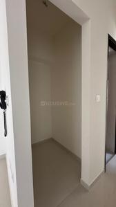 Hall Image of 800 Sq.ft 2 BHK Apartment / Flat for sale in Lodha Amara, Kolshet Thane for Rs. 11200000