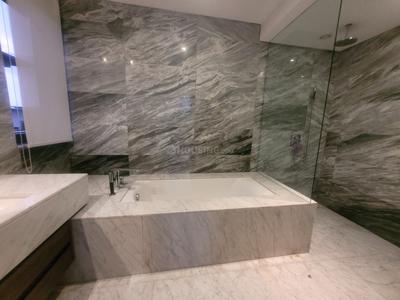 Bathroom Image of 4924 Sq.ft 4 BHK Villa for rent in Embassy Grove, Rustam Bagh Layout Bengaluru for Rs. 365000