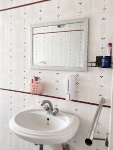 Bathroom Image of VM PG in Naraina, New Delhi