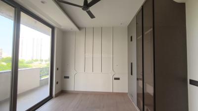 Bedroom Image of 2250 Sq.ft 3 BHK Builder Floor for sale in Sector 102 Gurgaon for Rs. 38000000
