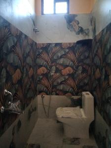 Common Bathroom Image of 800 Sq.ft 2 BHK Apartment / Flat for rent in Sri Chakra Nagar Chennai for Rs. 16500
