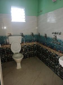 Bathroom Image of 2100 Sq.ft 4 BHK Independent House for sale in Tollygunge Kolkata for Rs. 15000000