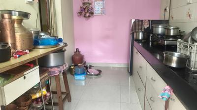 Kitchen Image of 680 Sq.ft 2 BHK Apartment / Flat for sale in Borivali West Mumbai for Rs. 16500000