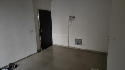 Living Room Image of 1000 Sq.ft 2 BHK Apartment / Flat for rent in Mahagun Mantra I, Noida Extension Greater Noida for Rs. 18000