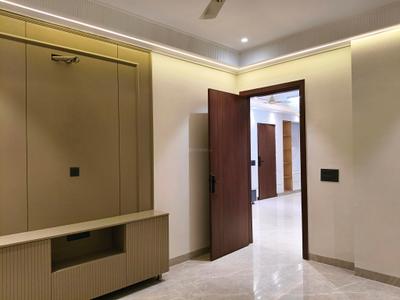 Bedroom Image of 2500 Sq.ft 4 BHK Builder Floor for sale in Ansal Versalia, Sector 67 Gurgaon for Rs. 27000000