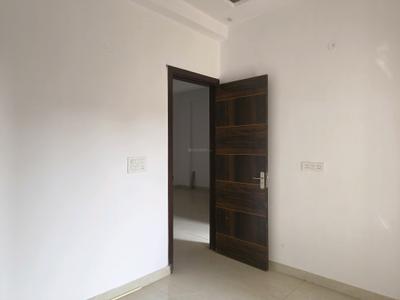Bedroom Image of 1400 Sq.ft 3 BHK Apartment / Flat for sale in Shastri Nagar Ghaziabad for Rs. 6565000
