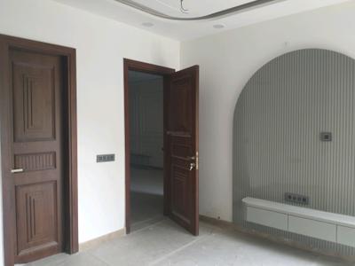 Bedroom Image of 1440 Sq.ft 3 BHK Builder Floor for sale in Mukherjee Nagar New Delhi for Rs. 25000000