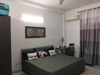 Bedroom Image of 1200 Sq.ft 3 BHK Builder Floor for sale in Rajouri Garden New Delhi for Rs. 15000000