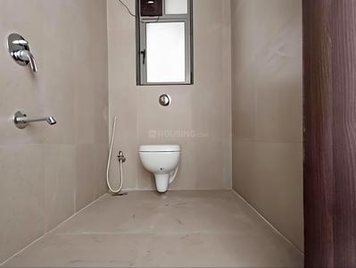 Bathroom Image of 620 Sq.ft 1 BHK Apartment / Flat for sale in Runwal Eirene, Thane West Thane for Rs. 8000000