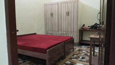 Bedroom Image of 1600 Sq.ft 2 BHK Independent House for rent in Niyawan Ayodhya for Rs. 13500
