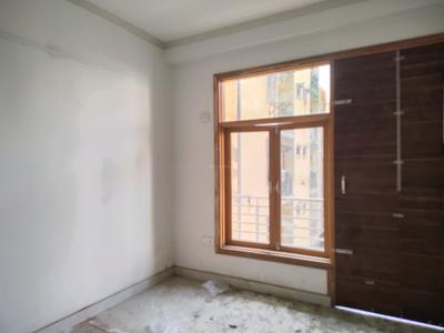 Bedroom Image of 650 Sq.ft 2 BHK Apartment / Flat for sale in Sangam Vihar New Delhi for Rs. 3500000