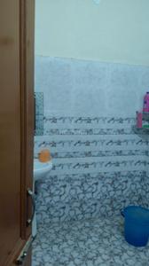 Bathroom Image of 1350 Sq.ft 3 BHK Builder Floor for rent in Kharar Mohali for Rs. 18000