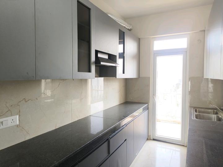 Smart World Gems Main Image 1