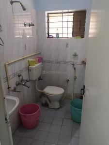 Bathroom Image of 1000 Sq.ft 2 BHK Apartment / Flat for rent in Cosmos Villa, Banaswadi Bengaluru for Rs. 30000