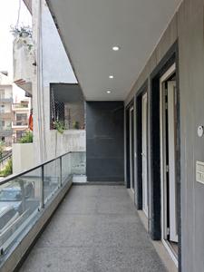 Living Room Image of 1800 Sq.ft 3 BHK Builder Floor for sale in Mansarover Garden New Delhi for Rs. 32500000