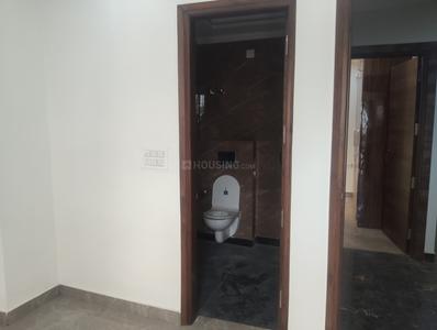 Bedroom Image of 1202 Sq.ft 3 BHK Builder Floor for rent in Preet Vihar New Delhi for Rs. 38000