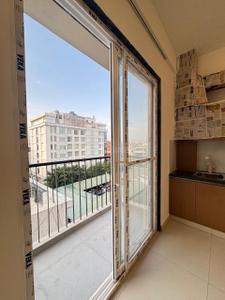 Balcony Image of 650 Sq.ft 1 BHK Apartment / Flat for rent in Domlur Layout Bengaluru for Rs. 42000