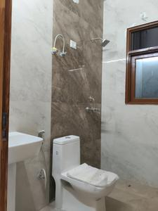 Common Bathroom One Image of 1950 Sq.ft 3 BHK Villa for sale in Greno Green Residency, Noida Extension Greater Noida for Rs. 10200000