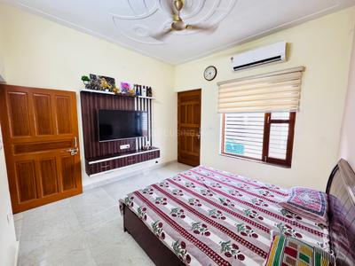 Bedroom Image of 700 Sq.ft 2 BHK Apartment / Flat for rent in Model Town Rohtak for Rs. 20000