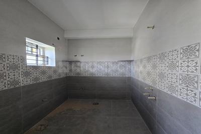 Bathroom Image of 1029 Sq.ft 2 BHK Apartment / Flat for sale in Madipakkam Chennai for Rs. 8432000