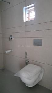 Bathroom Image of 2000 Sq.ft 3 BHK Independent House for sale in Vyttila Kochi for Rs. 18000000