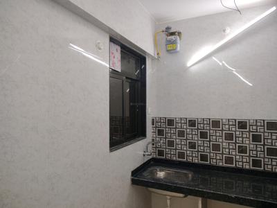 Kitchen Image of 750 Sq.ft 2 BHK Apartment / Flat for rent in Kasarvadavali Thane for Rs. 18999