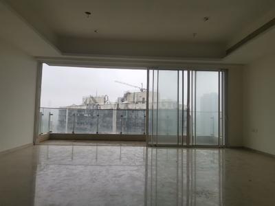Living Room Image of 3400 Sq.ft 5 BHK Apartment / Flat for sale in L And T Crescent Bay, Parel Mumbai for Rs. 155000000