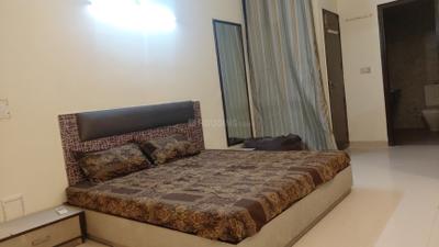 Bedroom Image of 6200 Sq.ft 4 BHK Builder Floor for rent in Sector 46 Noida for Rs. 70000