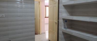 Kitchen Image of 1300 Sq.ft 2 BHK Builder Floor for rent in Jayanagar Bengaluru for Rs. 30000